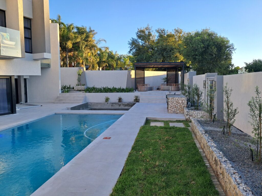 "modern outdoor entertainment area"